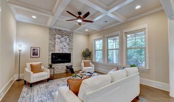 101 Spur Ln, Alpharetta, GA 30009