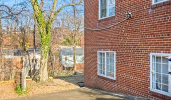 3028 P St SE, Washington, DC 20020