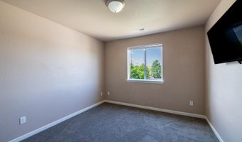 6521 Blue Springs Rd, Casper, WY 82604