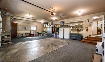 2111 Robins Nest SE, Alexandria, MN 56308