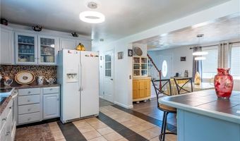 35 Boyd Ave, East Providence, RI 02914
