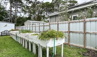 242 15th St, Apalachicola, FL 32320