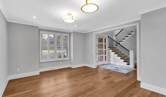 133 Woodford Dr, Adams Twp., PA 16033