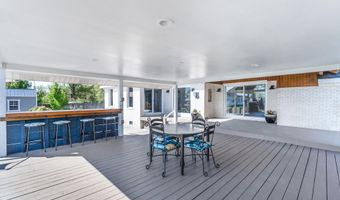 111 Waterway Ct, Aydlett, NC 27916