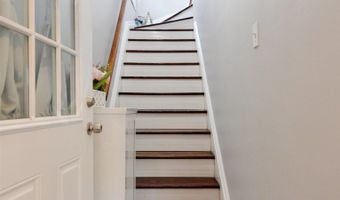 187 W 48TH St, Bayonne, NJ 07002