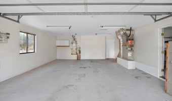 33201 Barber Rd, Agua Dulce, CA 91390