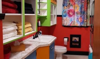 163 N Washington St, Alderson, WV 24910