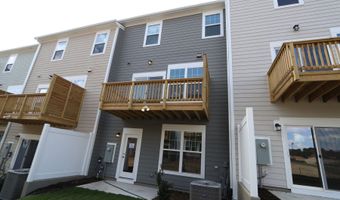 2730 Hunter Woods Dr, Apex, NC 27502