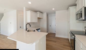 4420 NE 8th St, Ankeny, IA 50021