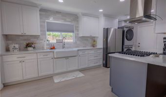 13524 Chase St, Arleta, CA 91331