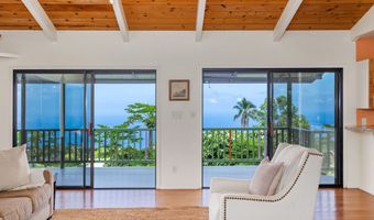 82-984 PAIKAPAHU St, Captain Cook, HI 96704