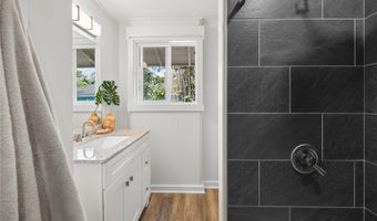 443 Maluniu Ave, Kailua, HI 96734