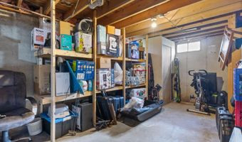 569 Benton Rd, Albion, ME 04910