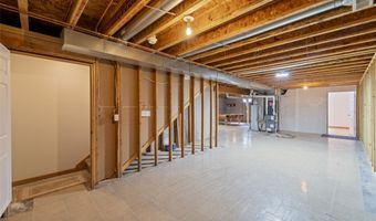 403 4th St NW, Altoona, IA 50009