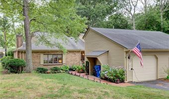 123 Pine Glen Dr, East Greenwich, RI 02818