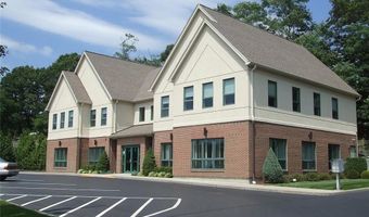 573 Mendon Rd, Cumberland, RI 02864