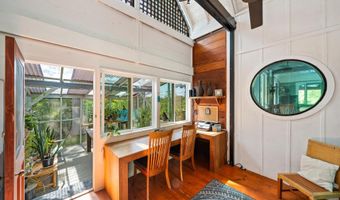 690 E Kuiaha Rd, Haiku, HI 96708