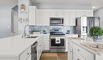 100 Fawcett Blvd, Barnegat, NJ 08005