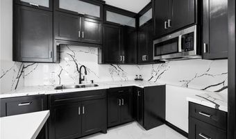 132 E Irvine Ave, Alamo, TX 78516