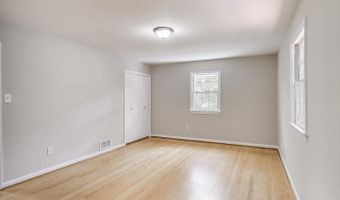2403 SHERWOOD HALL Ln, Alexandria, VA 22306