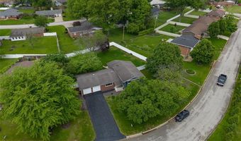 4301 Chantel Dr, Alton, IL 62002