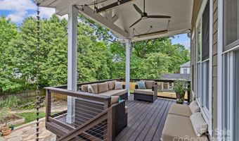 2617 Bay St, Charlotte, NC 28205
