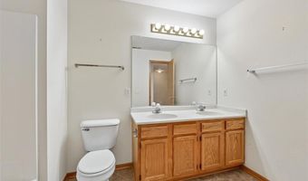 4255 Eisenhower Ln 17, Ames, IA 50010
