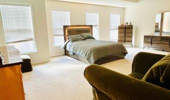 24823 BARRINGTON GROVE Ct, Aldie, VA 20105