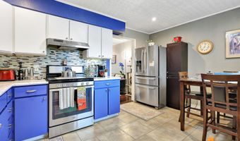 832 N Park St, Anchorage, AK 99508