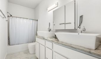 508 J St, Bentonville, AR 72712
