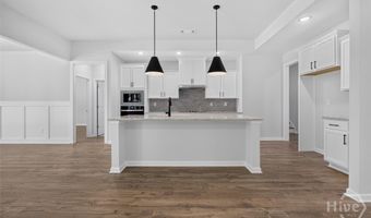 2021 Oconee Bluff Dr, Athens, GA 30601