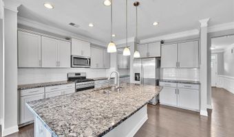 845 Deepwood Ct, Boiling Springs, SC 29316
