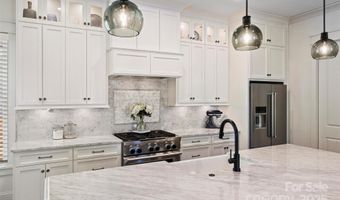 2841 Attaberry Dr, Charlotte, NC 28205