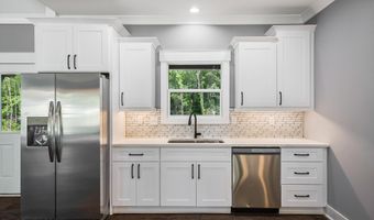 1030 N Linden Dr, Alcoa, TN 37701