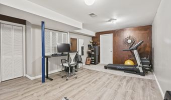 172 Windsong Cir, East Brunswick, NJ 08816