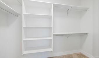 18 Ogden St, Cascade, ID 83611
