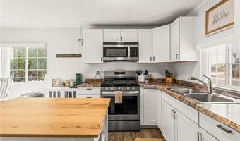895 Terrace Dr, Bullhead City, AZ 86442