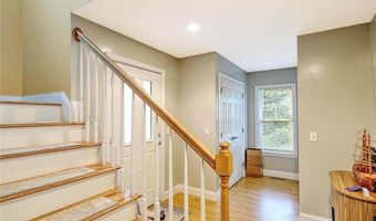187 Washington Rd, Barrington, RI 02806