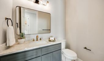 516 Lodge Hill Dr, Heath, TX 75032