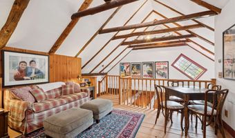 719 Walker Hill Rd, Barnard, VT 05031