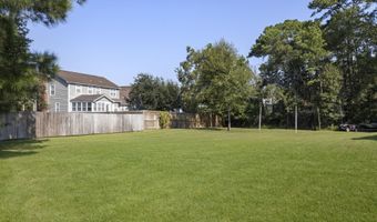 407 Goose Pointe Blvd, Biloxi, MS 39531