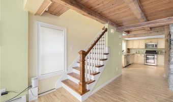 25 Willow Dr, Hopkinton, RI 02832