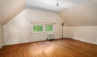 74 Highland St, Woonsocket, RI 02895