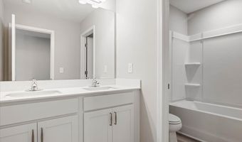 400 Shelby Meadow Ln, Angier, NC 27501