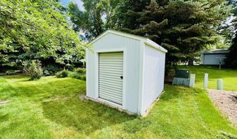 1606 N Jackson St, Aberdeen, SD 57401