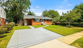 7408 CONVAIR Dr, Alexandria, VA 22306
