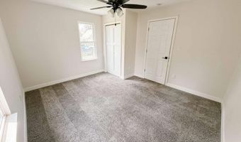 206 8th St, Alton, IA 51003