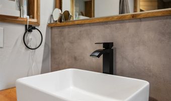 17 Quartz Ave, Basin, MT 59631