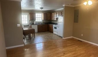 362 Oak St, Big Sandy, TN 38221