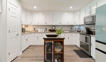 6263 Old River Rd, Baker, FL 32531